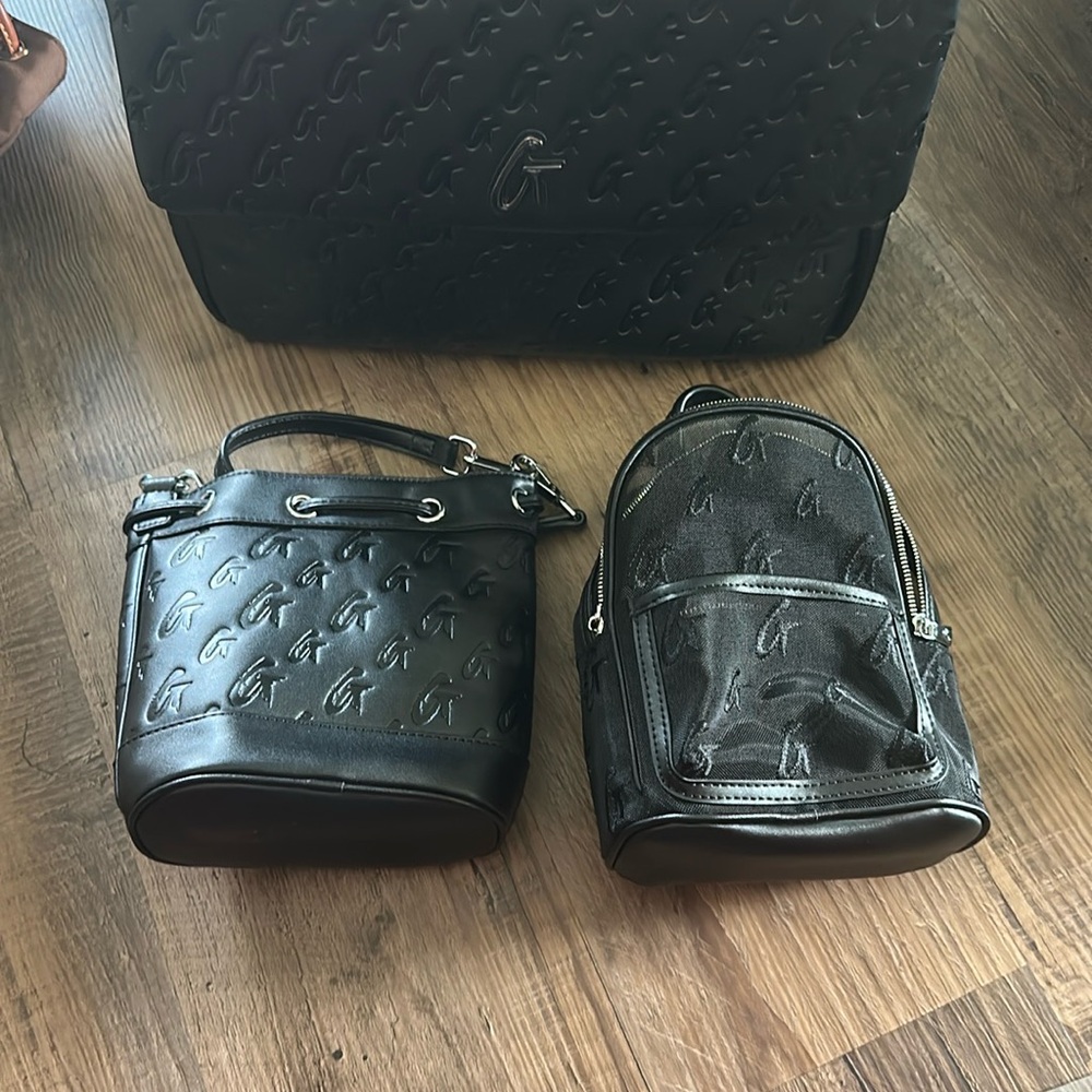 Black Luxury Shoulder Bag with Monogram Design Bundle